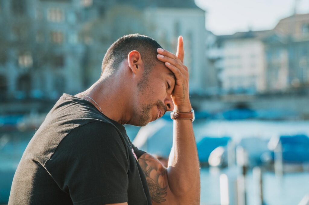 The Best Way to Manage Migraines Without Medication